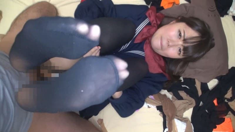 『生田みく パンストにザーメンぶっかけSEX』の代表画像