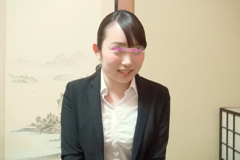 『心優しい巨乳の新任教師限定！修学旅行中の男湯で教え子の男子○生たちのチ○ポの悩みを大きなおっぱいと手コキとフェラで解消してくれませんか！？初めて見た先生の裸に勃起が収まらない童貞生徒を優しく筆おろし！禁断の中出し連続射精SEX！！ まゆ』の代表画像
