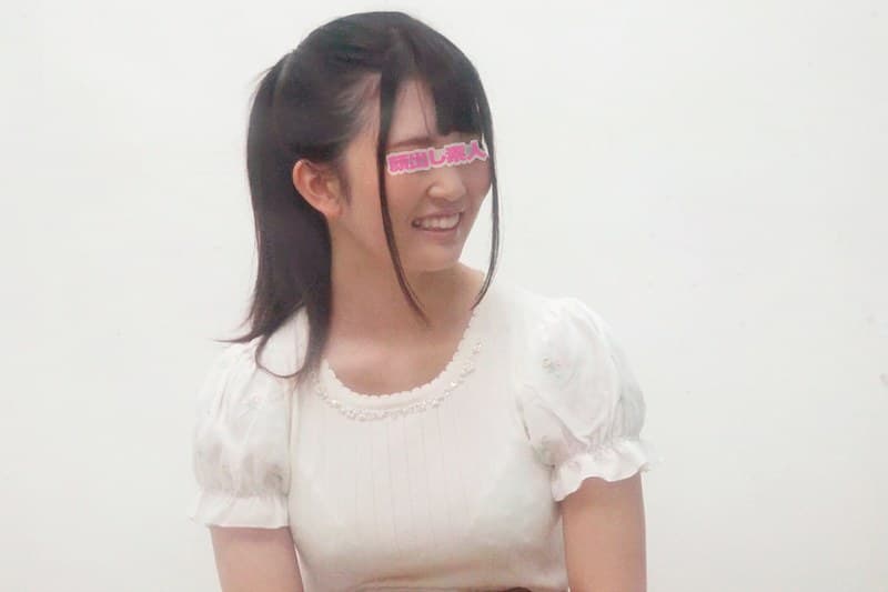 『一般男女モニタリングAV 素人娘が絶頂の限界に挑戦！巨乳の女子大生が乳首とオマ○コへの人生初の上下同時責め3Pで連続イキ！恥じらいも快感も2倍の一斉愛撫でヨガり狂った女子大生はのけぞりSEXで中出しまでしてしまうのか！？ すず』の代表画像