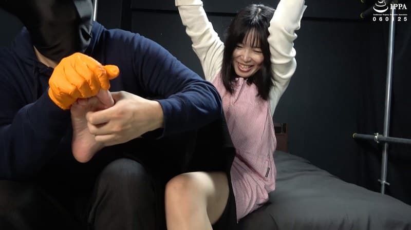 『「私服姿でバンザイ拘束された奥様の弱点の腋の下をガッツリ責め倒す！」わかしラボ WAKA-070杉崎みさき 2』の代表画像