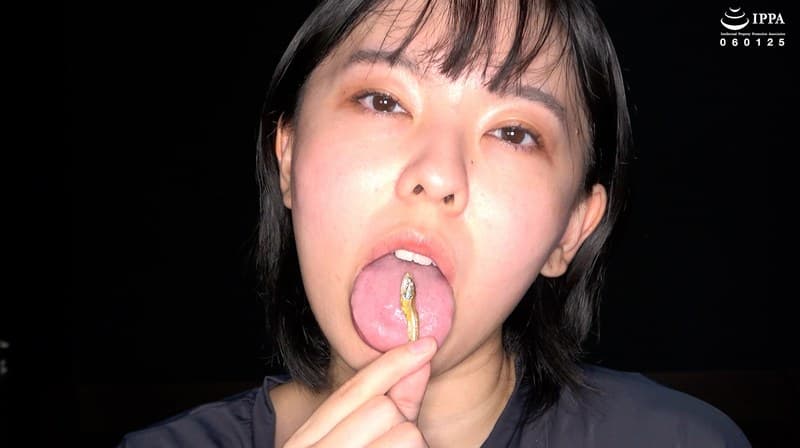 『「【激レア】超貴重な口内・歯・のどちんこ観察＆小魚咀嚼巨大女プレイ！」加護まり』の代表画像