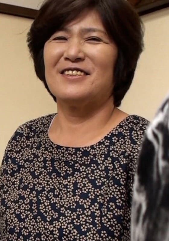 『田舎の人情熱い熟女に夕飯をご馳走になりお礼に性感マッサージ！久々の男性の愛撫にその気になる素朴な熟女に中出しSEX！』の代表画像