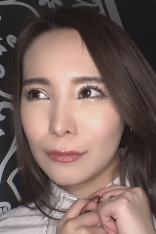 『全部脱ぐよりエロい…素肌に白シャツ姿の彼女とエッチ』の代表画像