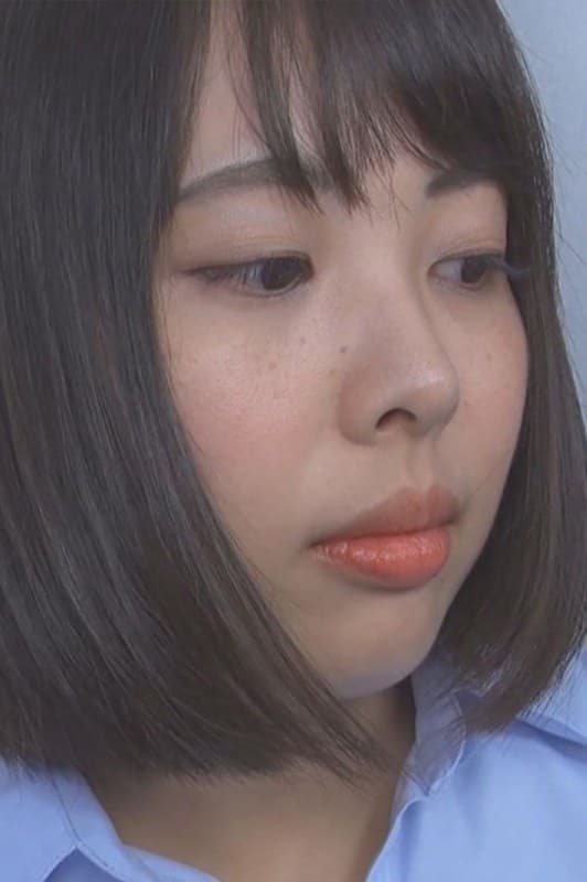 『痴●の手マンに耐えられず潮吹き！我慢できずにトイレで貪り合う』の代表画像
