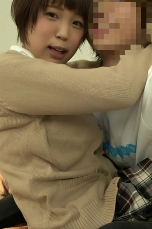 『あまりにもあどけない女の子とイチャイチャハメ撮り』の代表画像