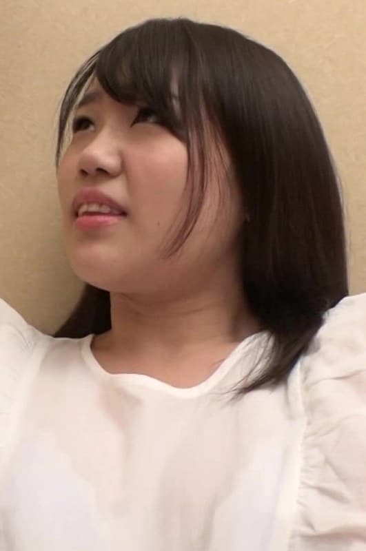 『愛嬌たっぷり！巨乳揺らしまくりの美少女』の代表画像