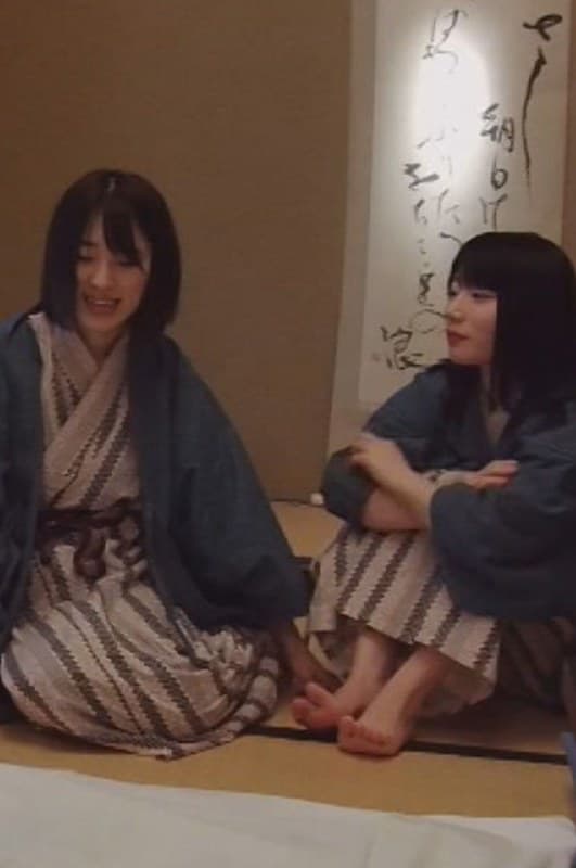 『同僚のエッチを見ながら自分も乱れる乱痴気SEX』の代表画像