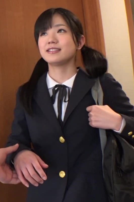 『アイドルフェイスの制服女子がおもちゃでも感じまくり！！』の代表画像